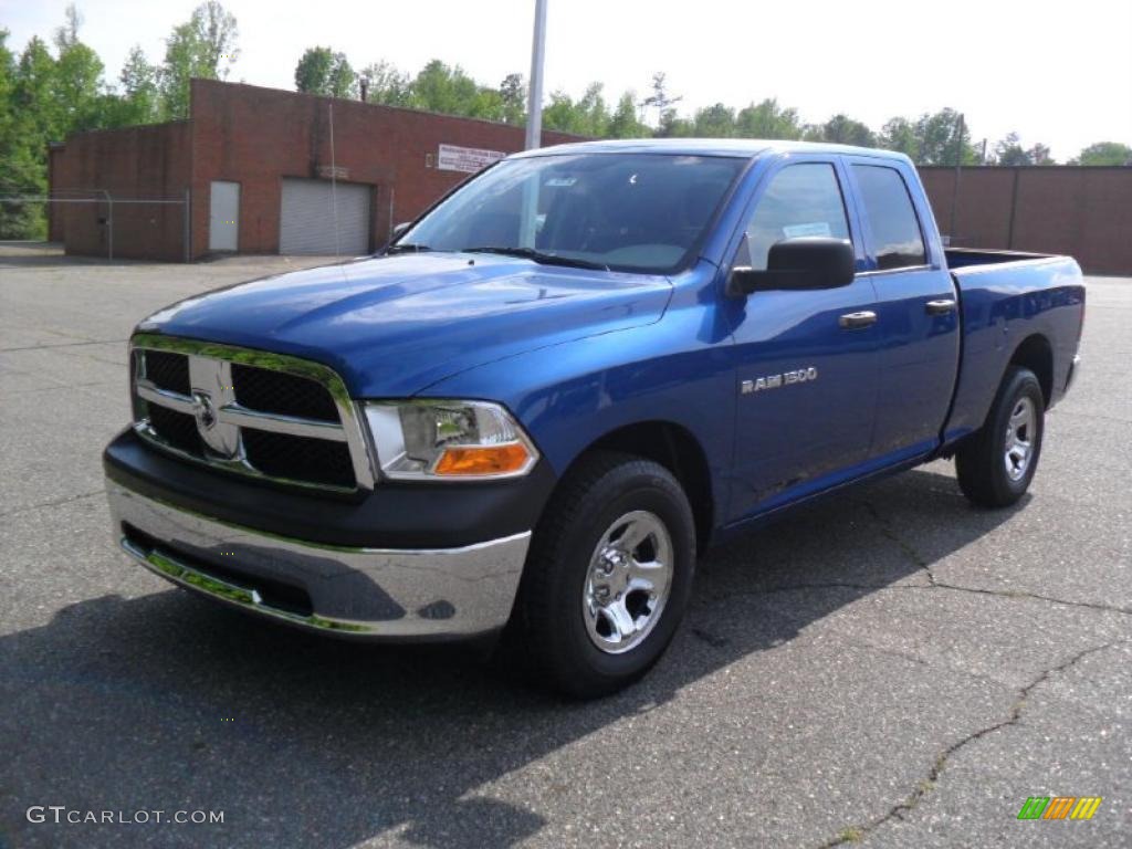 Deep Water Blue Pearl Dodge Ram 1500