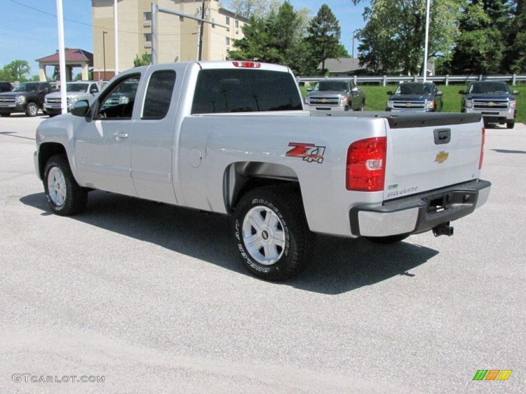 2011 Silverado 1500 LT Extended Cab 4x4 - Sheer Silver Metallic / Ebony photo #2