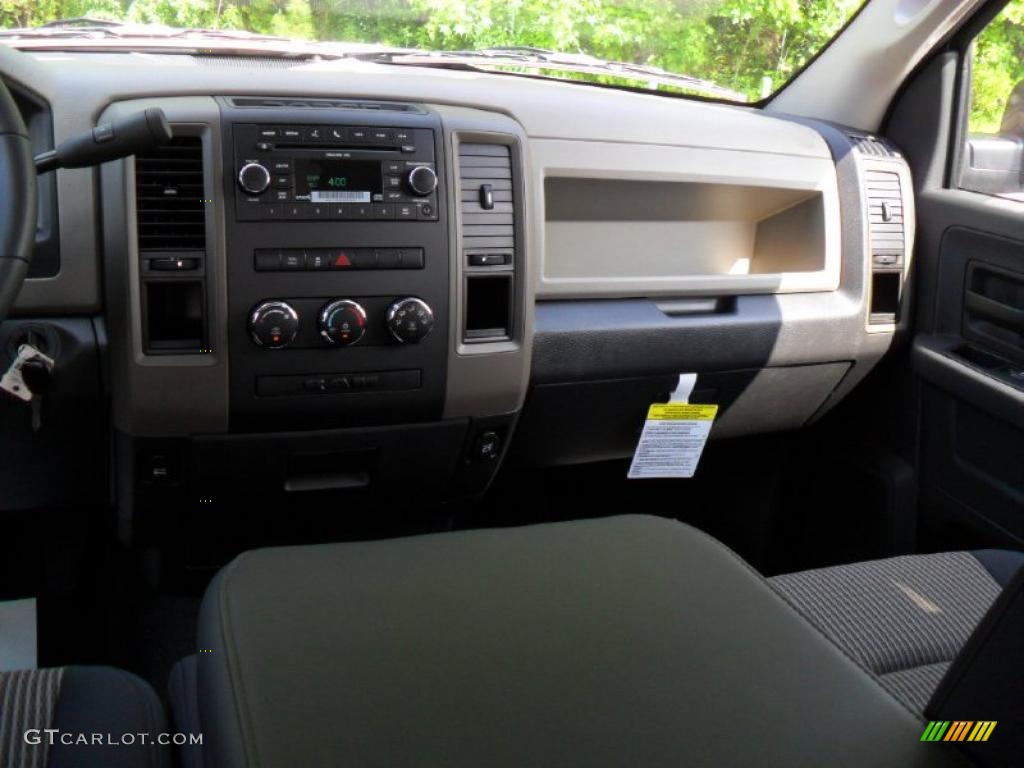 2011 Ram 1500 ST Quad Cab - Mineral Gray Metallic / Dark Slate Gray/Medium Graystone photo #15