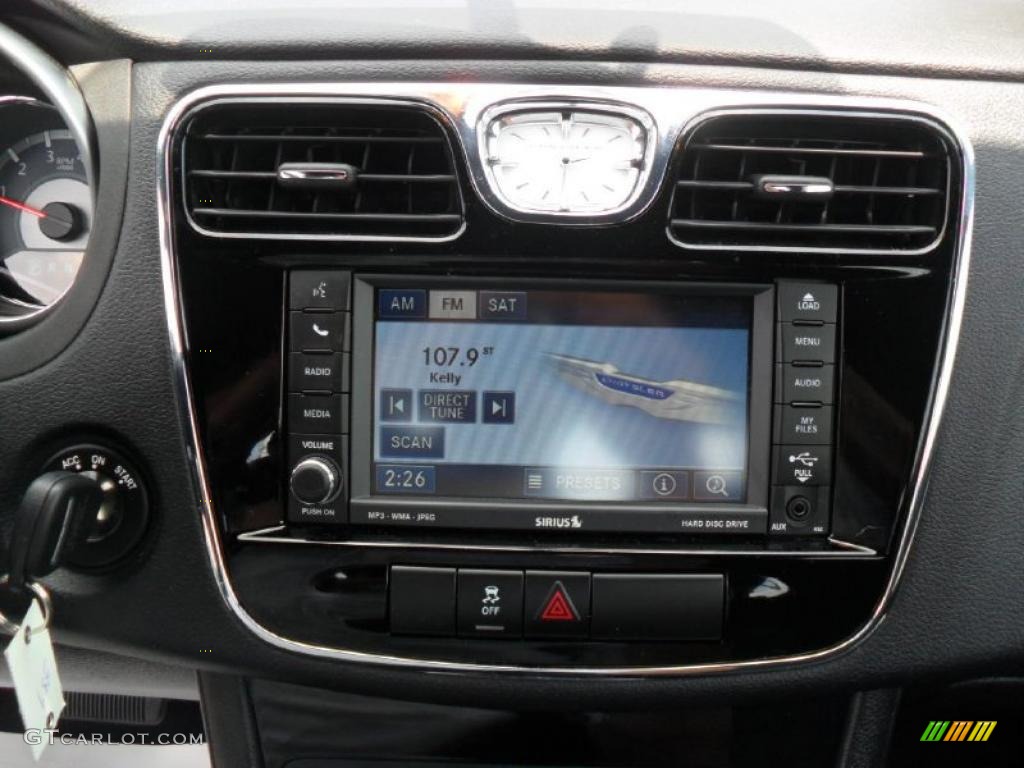 2011 Chrysler 200 Touring Convertible Controls Photo #49653111