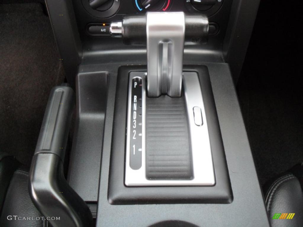 2007 Mustang V6 Premium Coupe - Alloy Metallic / Dark Charcoal photo #10