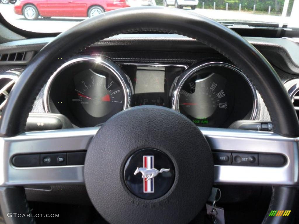 2007 Mustang V6 Premium Coupe - Alloy Metallic / Dark Charcoal photo #12