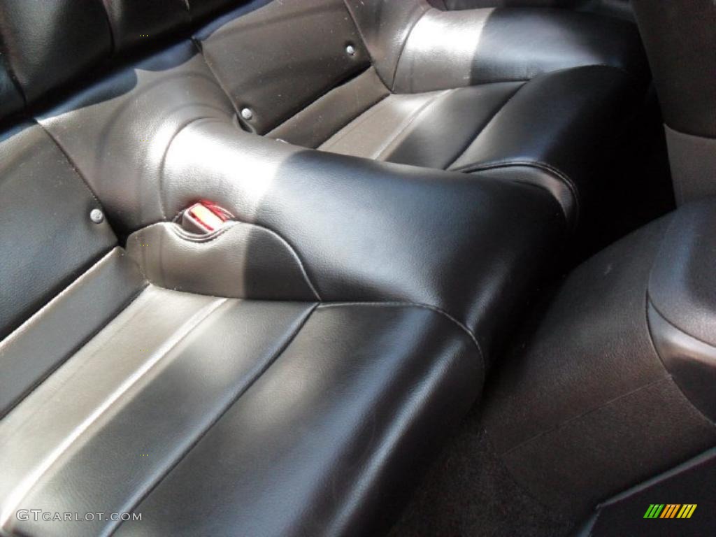 2007 Mustang V6 Premium Coupe - Alloy Metallic / Dark Charcoal photo #16