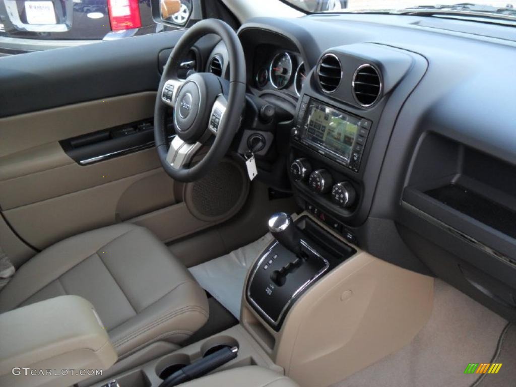 Dark Slate Gray/Light Pebble Interior 2011 Jeep Patriot Latitude X 4x4 Photo #49653625