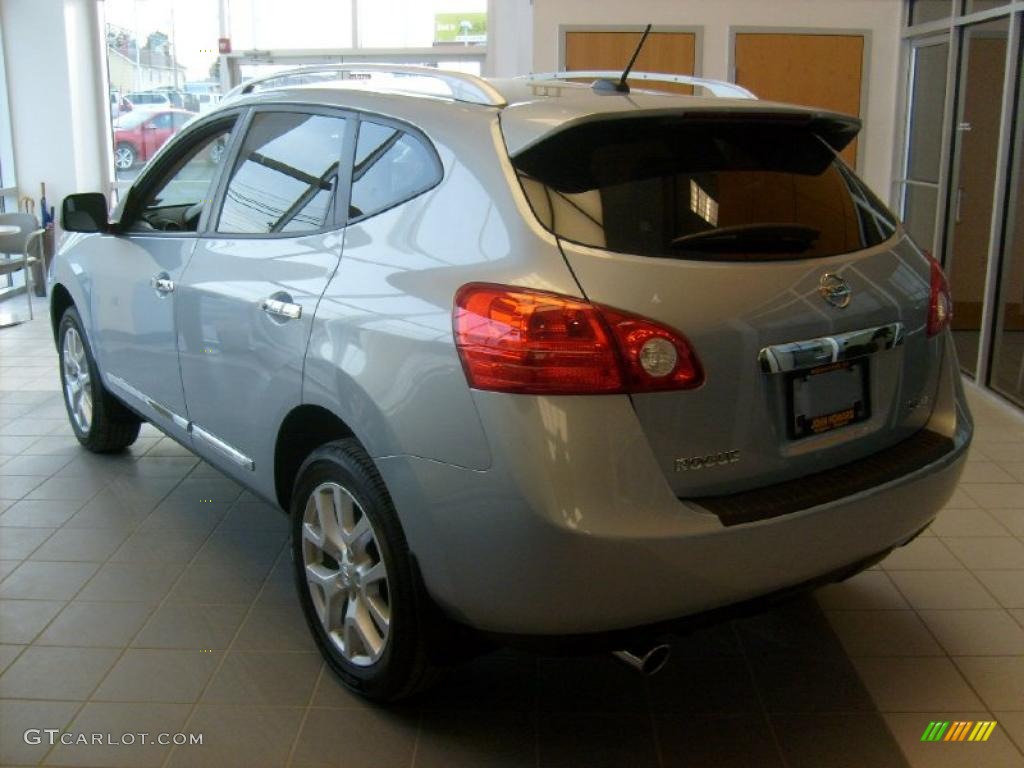 2011 Rogue SL AWD - Frosted Steel Metallic / Gray photo #8