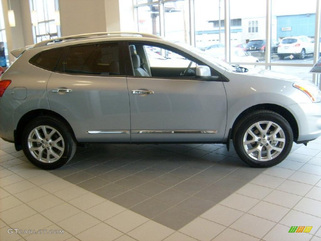 2011 Rogue SL AWD - Frosted Steel Metallic / Gray photo #10
