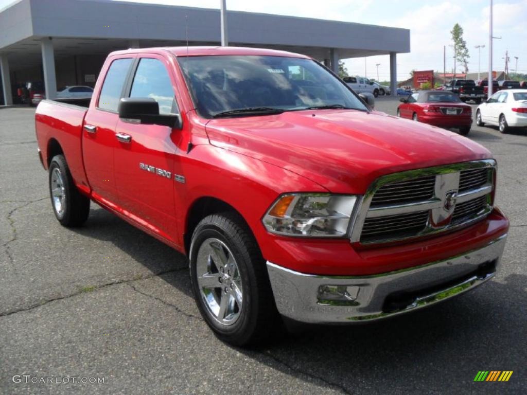 2011 Ram 1500 Big Horn Quad Cab 4x4 - Flame Red / Dark Slate Gray/Medium Graystone photo #5