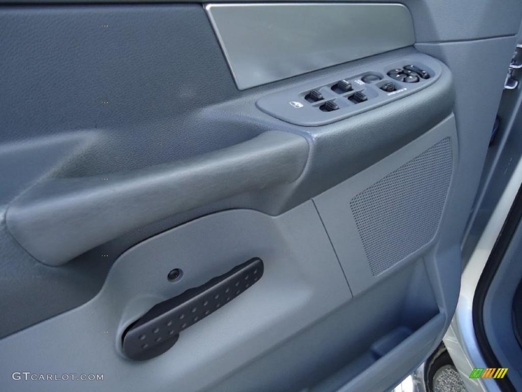 2008 Ram 2500 Big Horn Quad Cab 4x4 - Bright Silver Metallic / Medium Slate Gray photo #32