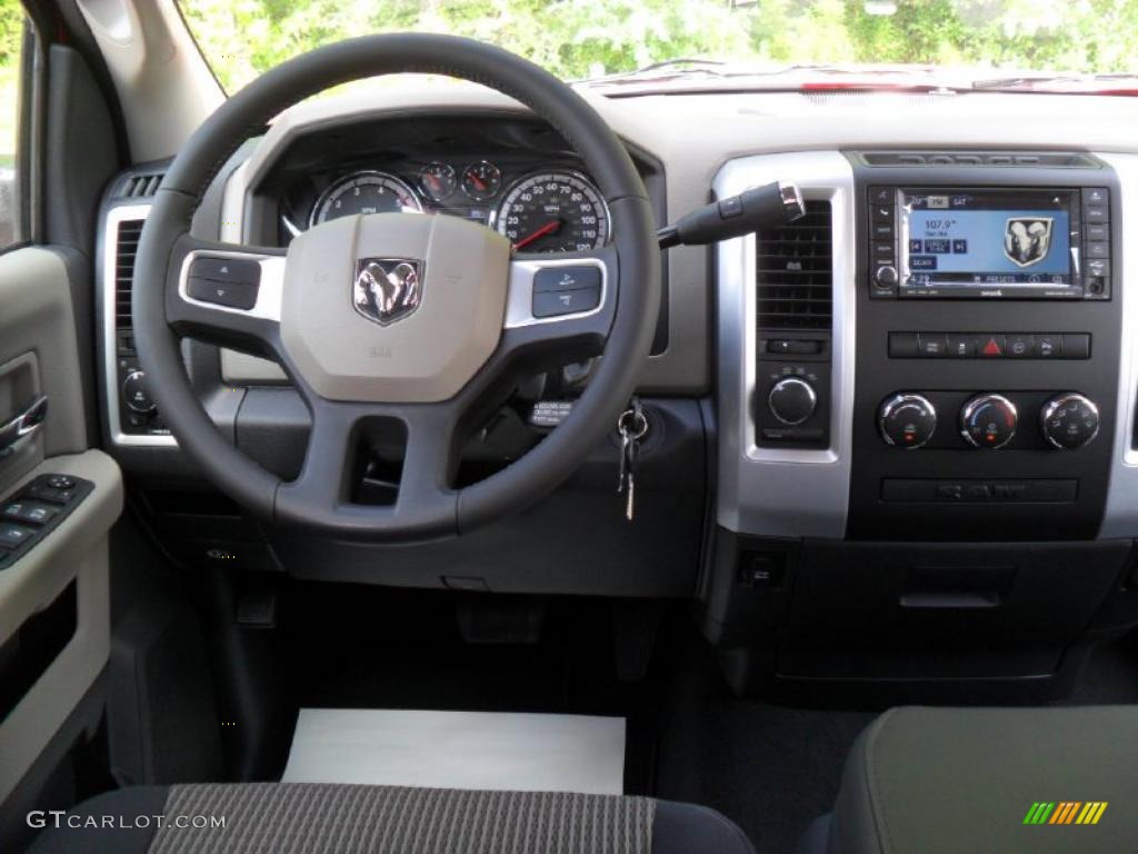 2011 Ram 1500 Big Horn Quad Cab 4x4 - Flame Red / Dark Slate Gray/Medium Graystone photo #15