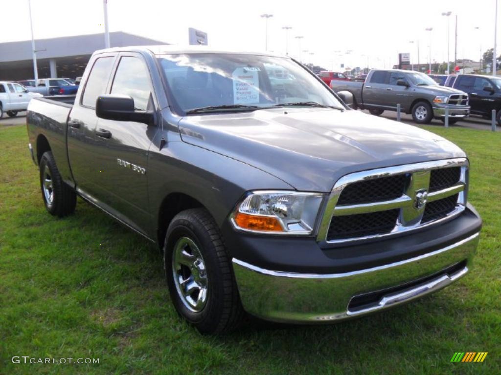 2011 Ram 1500 ST Quad Cab - Mineral Gray Metallic / Dark Slate Gray/Medium Graystone photo #5