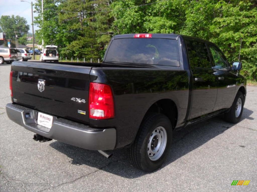 2011 Ram 1500 ST Crew Cab 4x4 - Brilliant Black Crystal Pearl / Dark Slate Gray/Medium Graystone photo #4