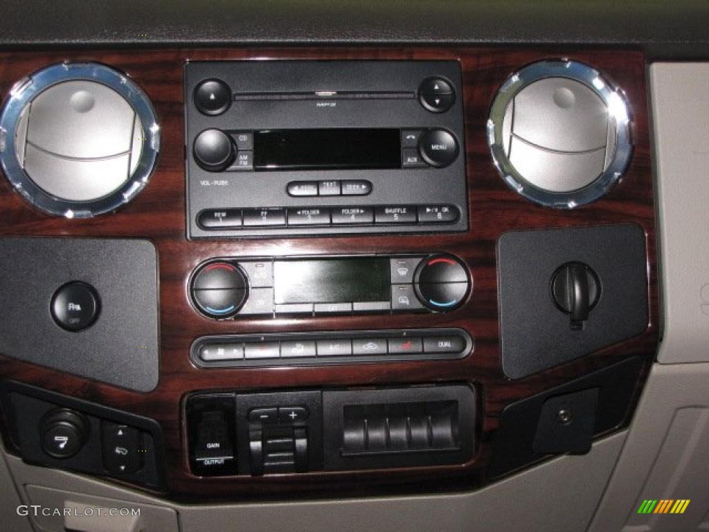 2008 F350 Super Duty Lariat Crew Cab 4x4 - Dark Blue Pearl Metallic / Medium Stone photo #10