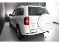 Super White - RAV4  Photo No. 5