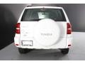 Super White - RAV4  Photo No. 6