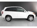 Super White - RAV4  Photo No. 8