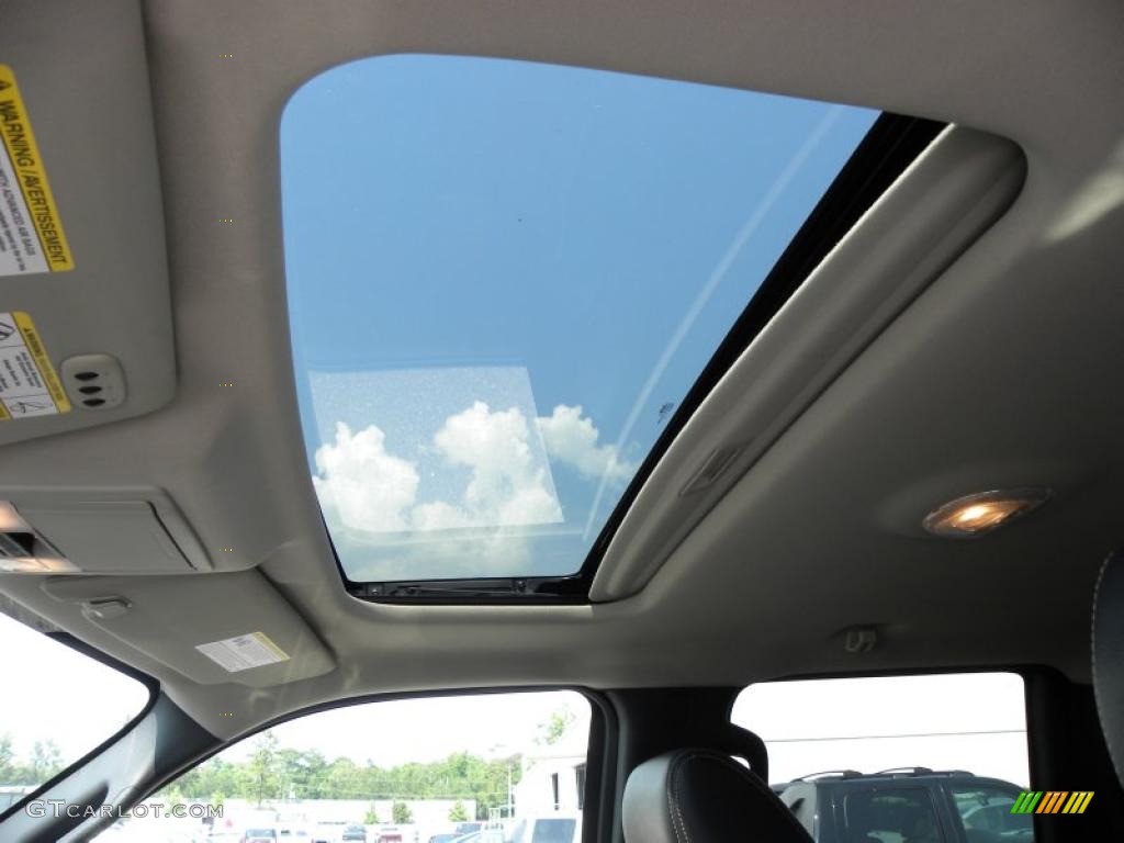 2010 F150 Lariat SuperCrew - Tuxedo Black / Black photo #4