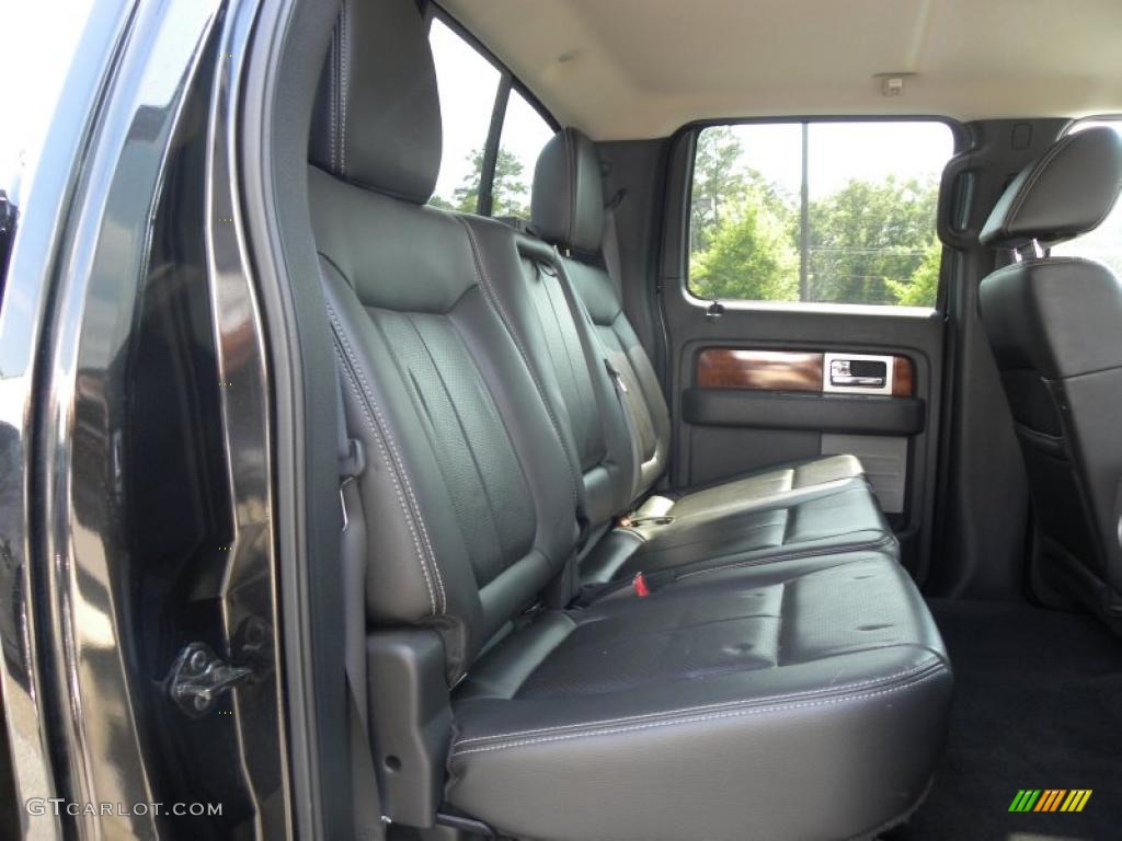 2010 F150 Lariat SuperCrew - Tuxedo Black / Black photo #12