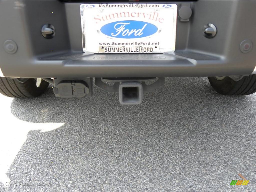 2010 F150 Lariat SuperCrew - Tuxedo Black / Black photo #17