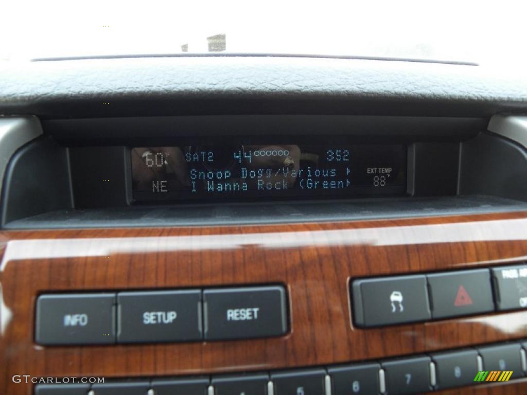 2010 F150 Lariat SuperCrew - Tuxedo Black / Black photo #28