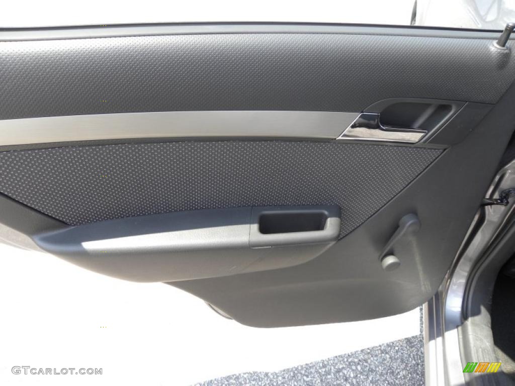 2009 Aveo LT Sedan - Medium Gray / Charcoal photo #7