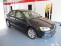 Black - Jetta SE Sedan Photo No. 5