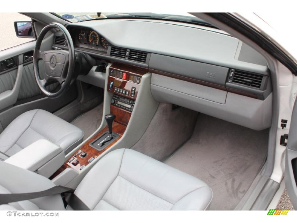 Grey Interior 1995 Mercedes-Benz E 320 Convertible Photo #49664933