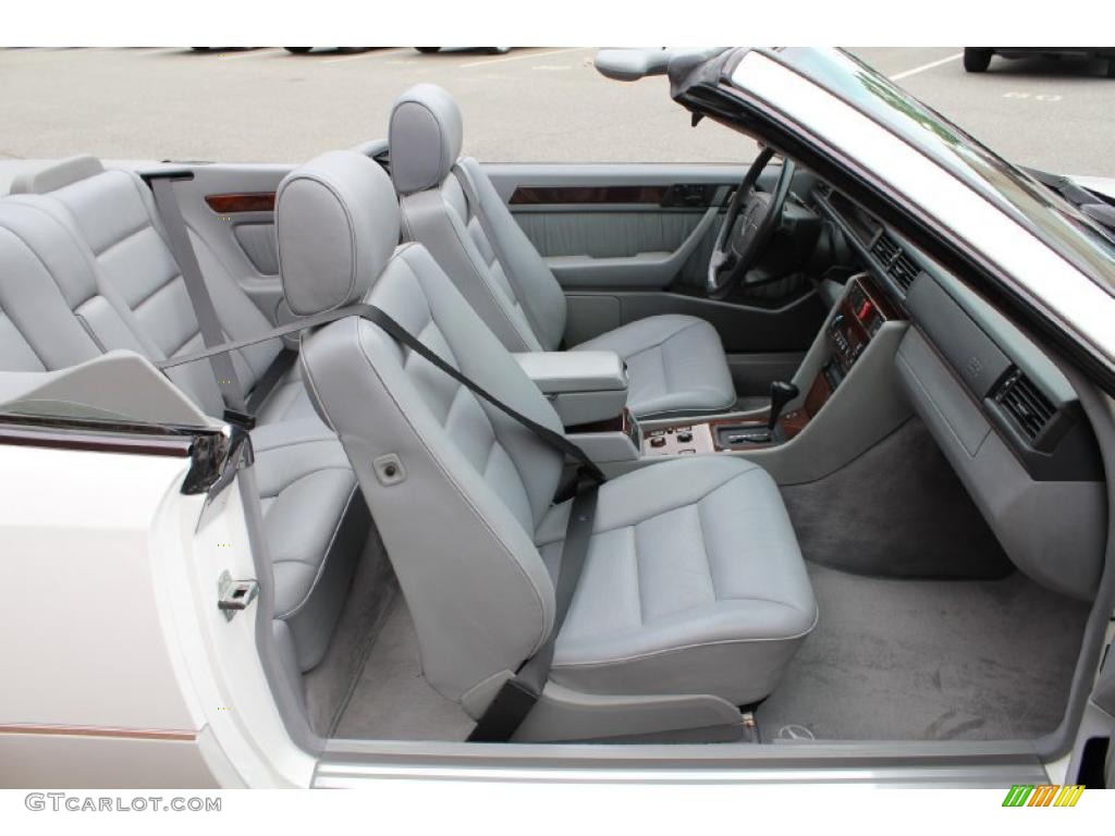 Grey Interior 1995 Mercedes-Benz E 320 Convertible Photo #49665023