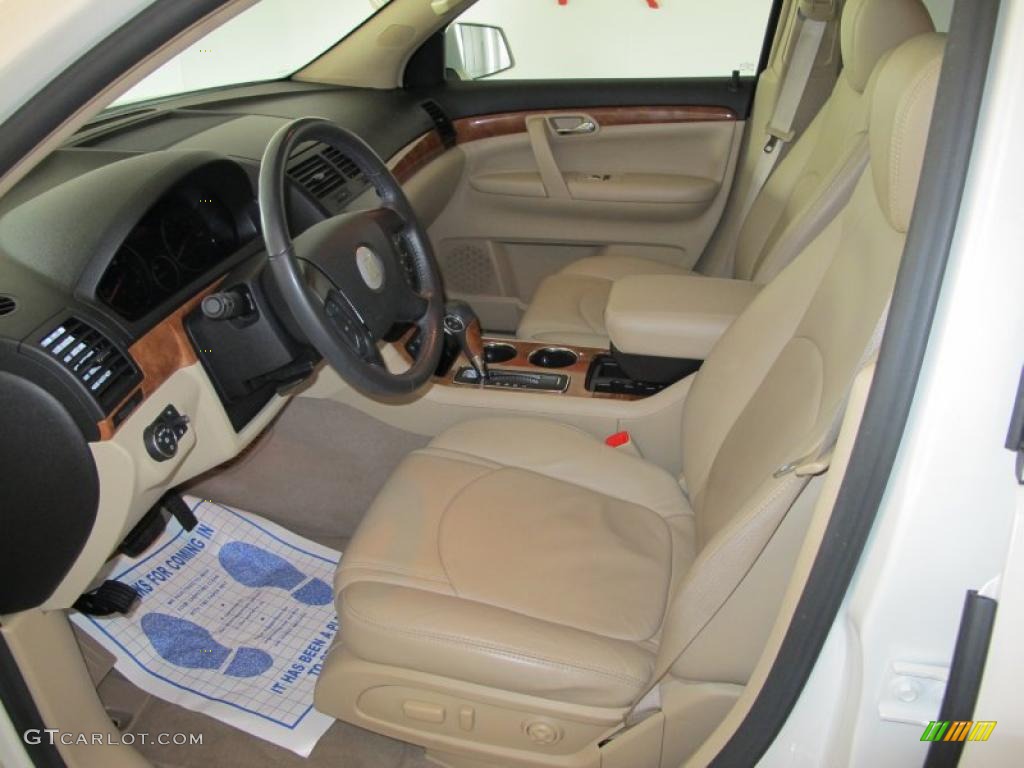 Black Interior 2008 Saturn Outlook XR Photo #49665936