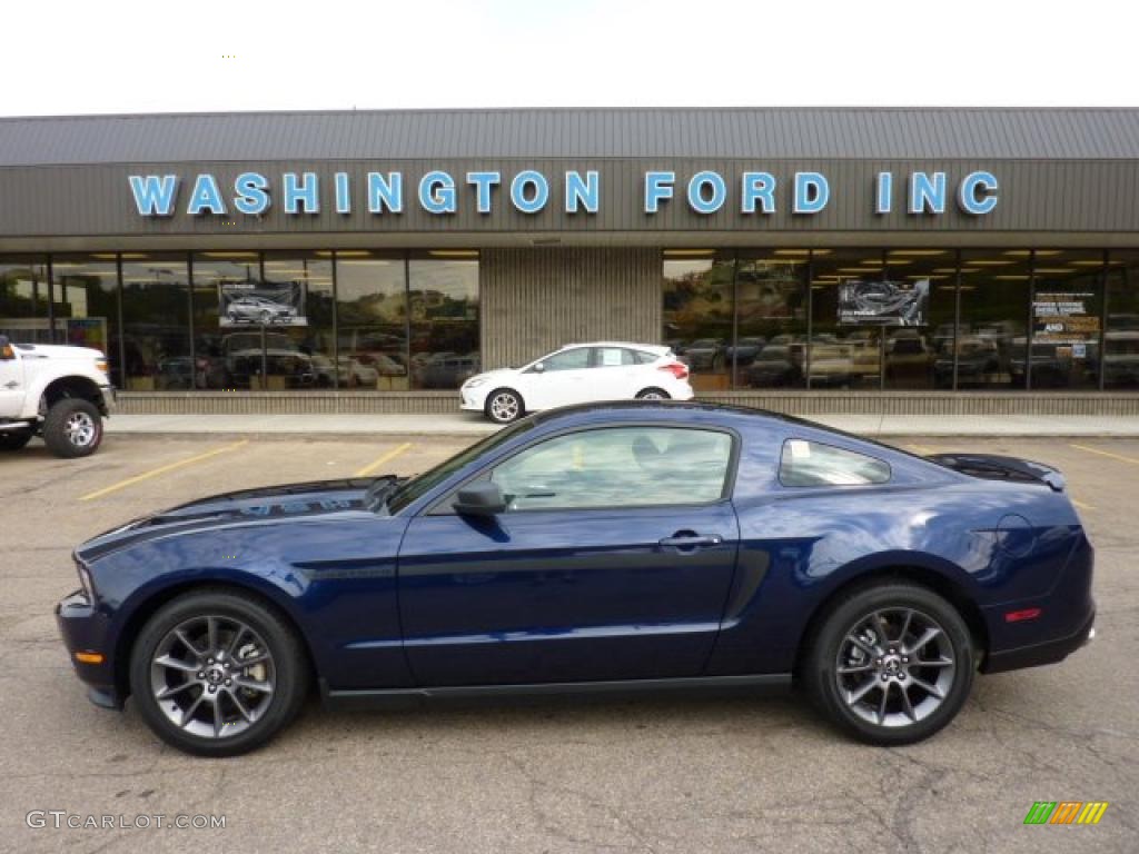 2011 Mustang V6 Mustang Club of America Edition Coupe - Kona Blue Metallic / Charcoal Black photo #1