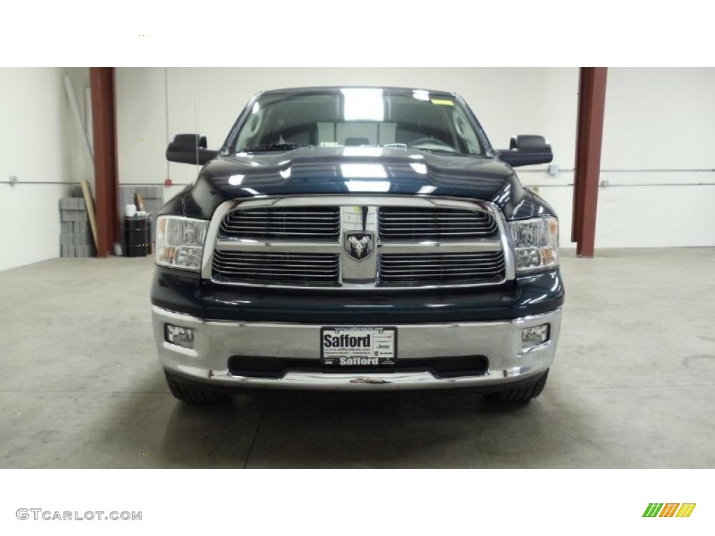 2011 Ram 1500 Big Horn Quad Cab 4x4 - Hunter Green Pearl / Dark Slate Gray/Medium Graystone photo #2