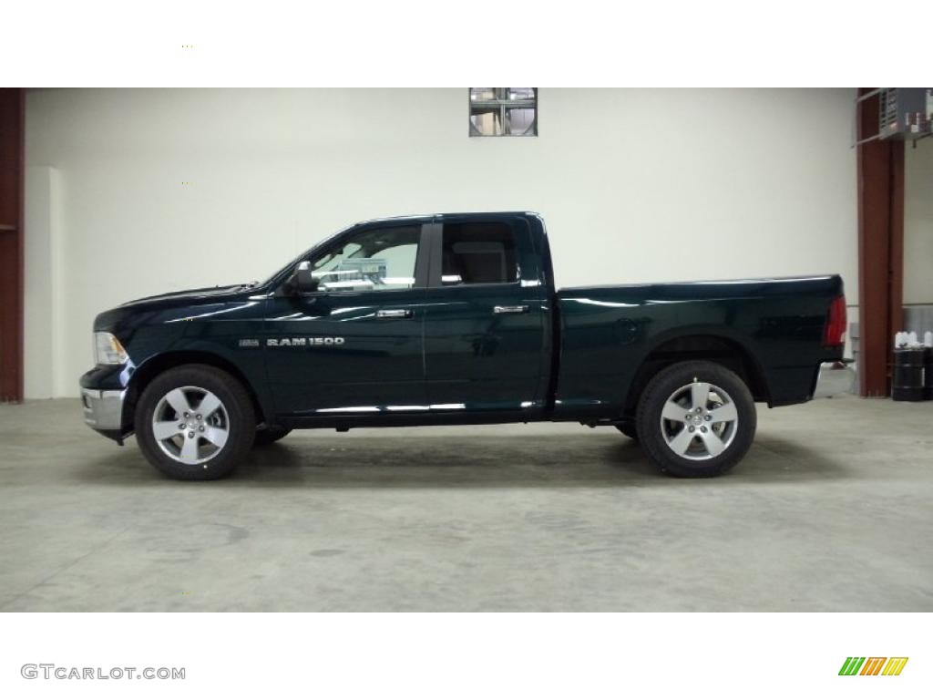 2011 Ram 1500 Big Horn Quad Cab 4x4 - Hunter Green Pearl / Dark Slate Gray/Medium Graystone photo #7