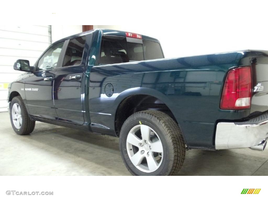 2011 Ram 1500 Big Horn Quad Cab 4x4 - Hunter Green Pearl / Dark Slate Gray/Medium Graystone photo #11