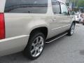 Gold Mist - Escalade ESV AWD Photo No. 60
