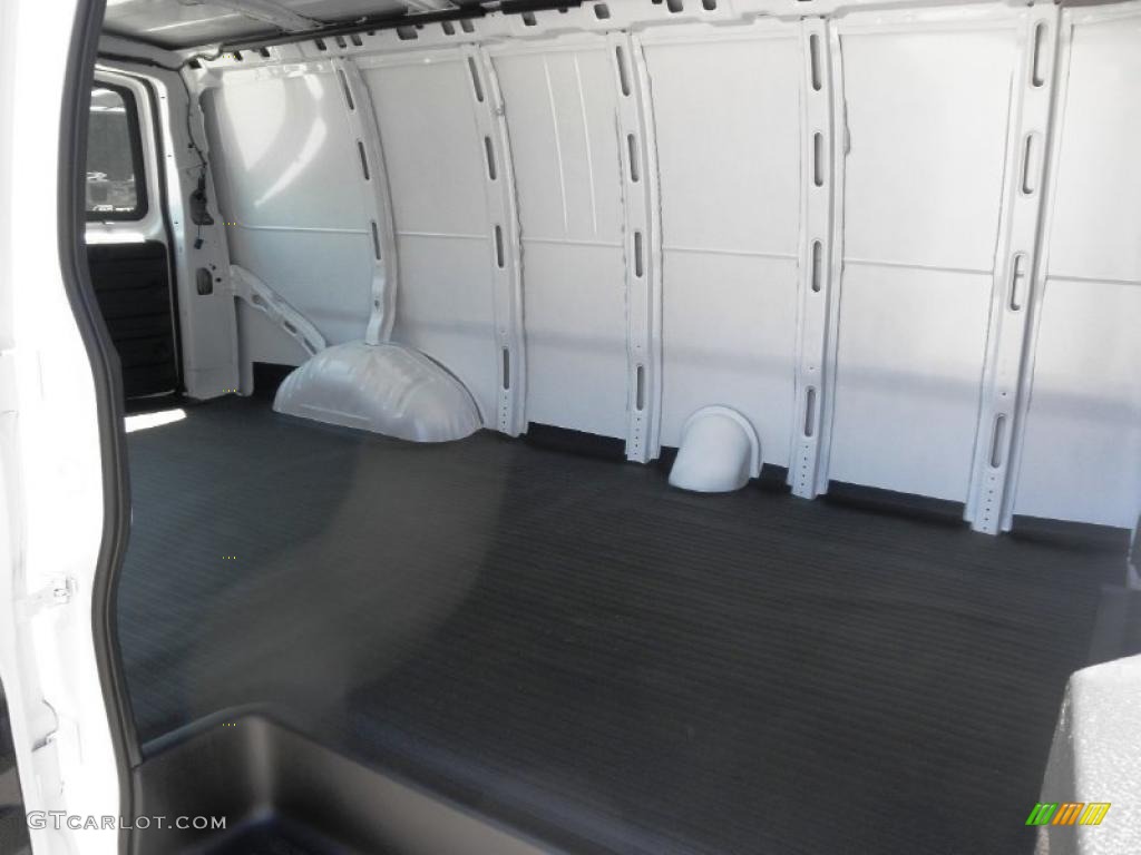 2011 Savana Van 2500 Extended Cargo - Summit White / Medium Pewter photo #13
