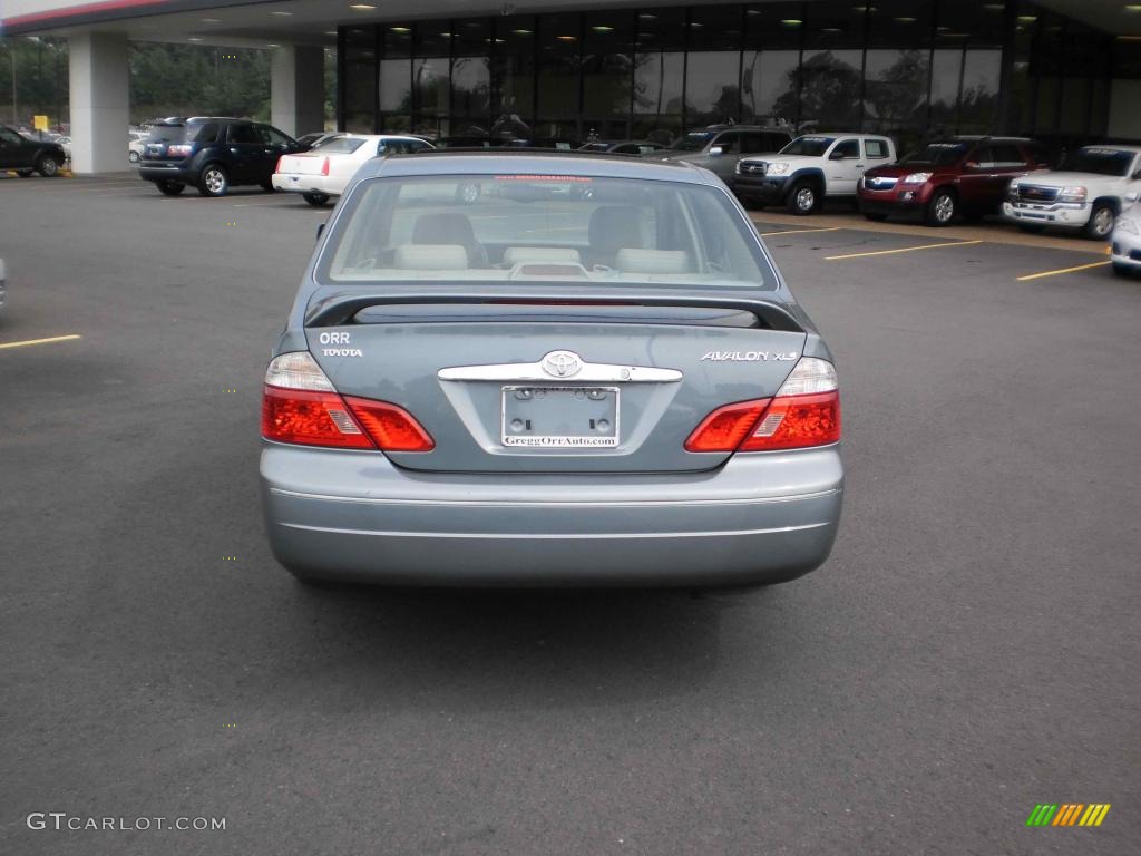 2004 Avalon XLS - Silver Spruce Metallic / Ivory photo #4