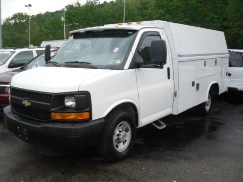 2008 Chevrolet Express Cutaway 3500 Commercial Utility Van Data, Info and Specs