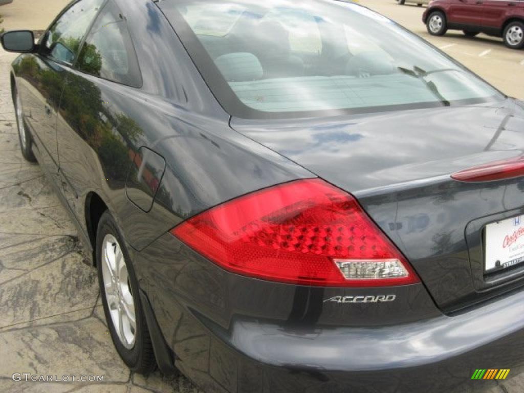 2007 Accord LX Coupe - Graphite Pearl / Gray photo #8