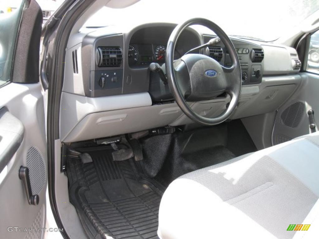 2006 Ford F450 Super Duty XL Regular Cab Stake Truck Dashboard Photos