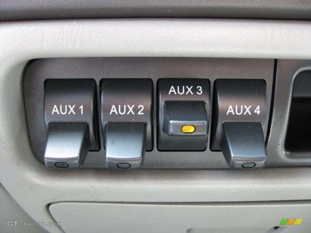 2006 Ford F450 Super Duty XL Regular Cab Stake Truck Controls Photos