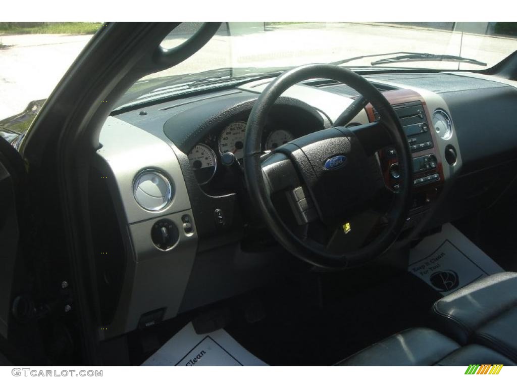 2006 F150 Lariat SuperCab - Black / Black photo #23