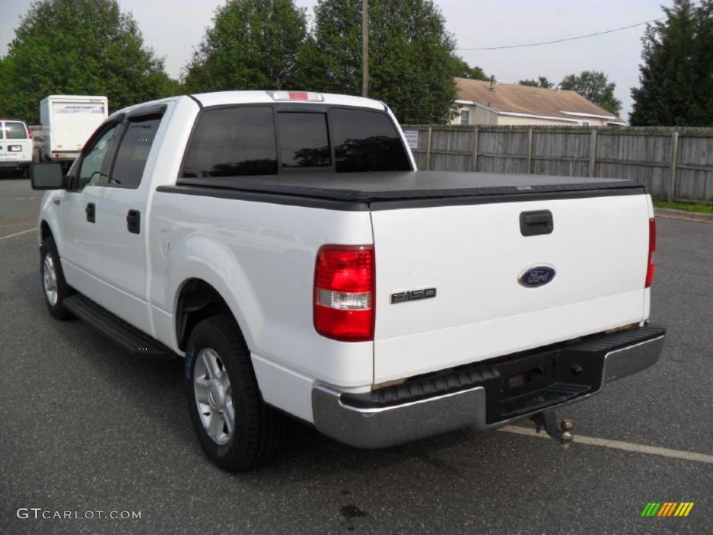 2004 F150 XLT SuperCrew - Oxford White / Tan photo #2