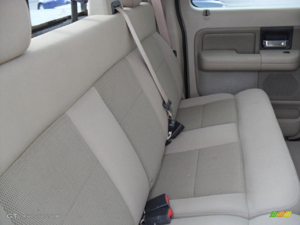 2004 F150 XLT SuperCrew - Oxford White / Tan photo #20