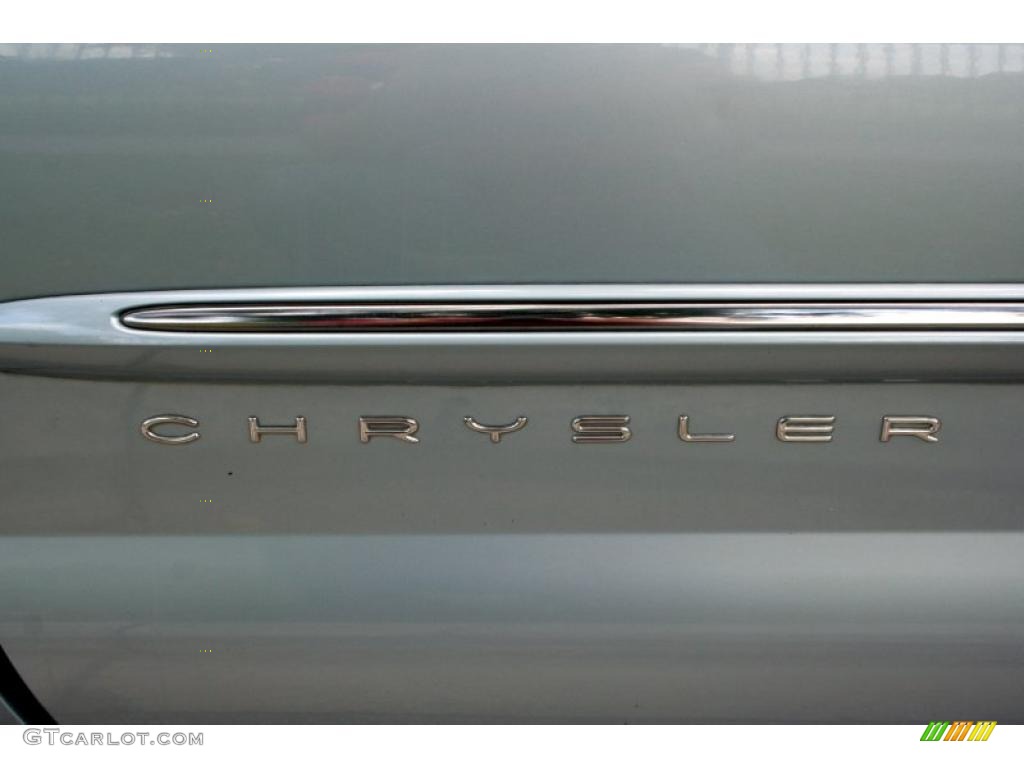 2001 Chrysler Sebring Limited Convertible Marks and Logos Photos