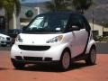 Crystal White 2011 Smart fortwo pure coupe