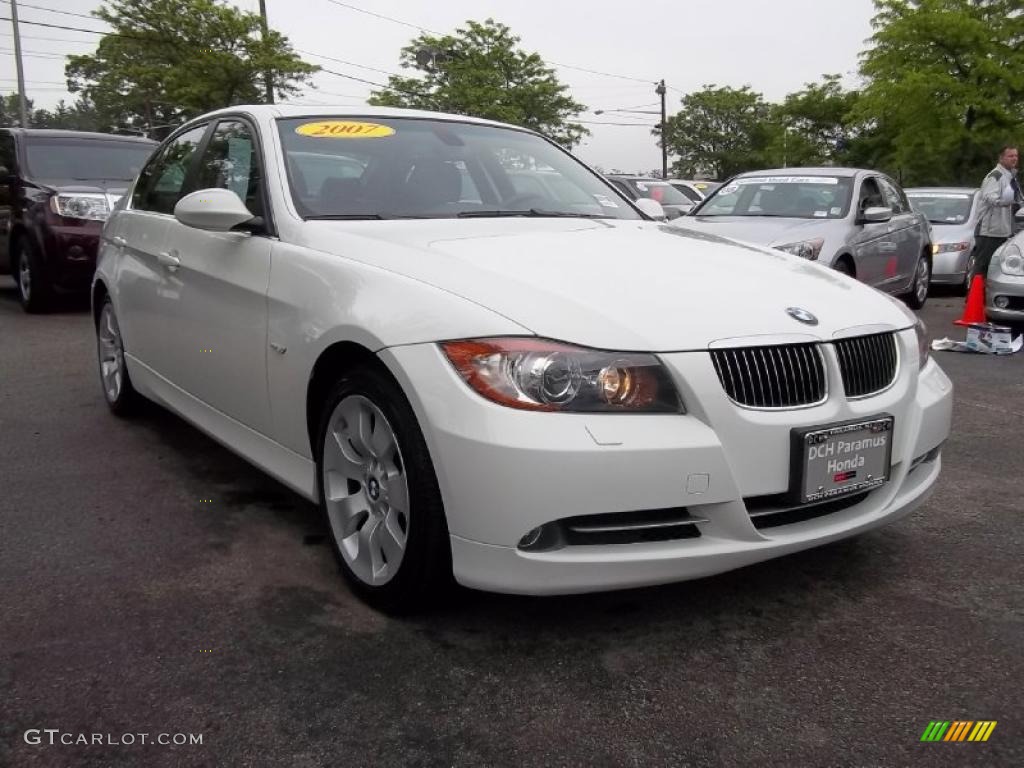 2007 3 Series 335xi Sedan - Alpine White / Black photo #6