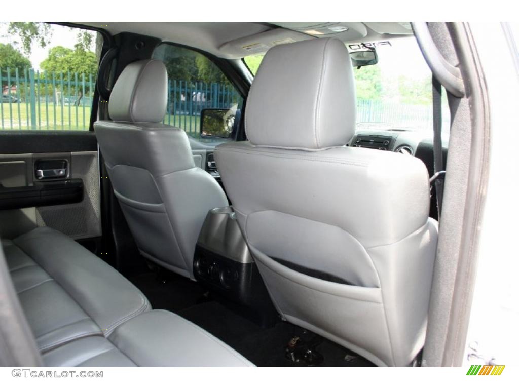 2005 F150 FX4 SuperCrew 4x4 - Oxford White / Medium Flint/Dark Flint Grey photo #46