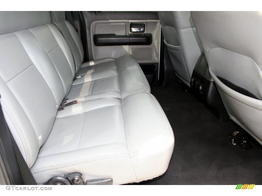 2005 F150 FX4 SuperCrew 4x4 - Oxford White / Medium Flint/Dark Flint Grey photo #48