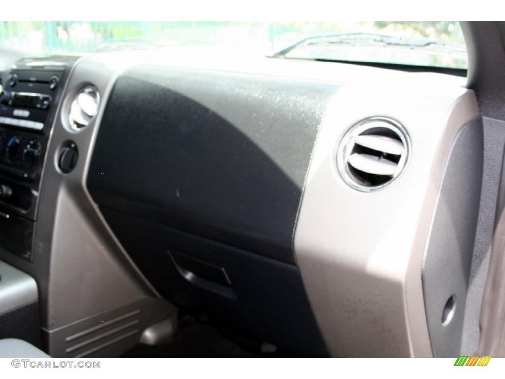 2005 F150 FX4 SuperCrew 4x4 - Oxford White / Medium Flint/Dark Flint Grey photo #58