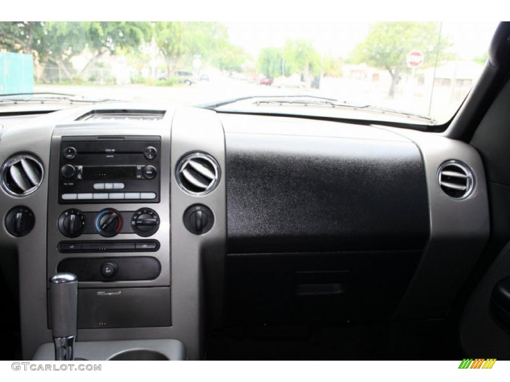 2005 F150 FX4 SuperCrew 4x4 - Oxford White / Medium Flint/Dark Flint Grey photo #64