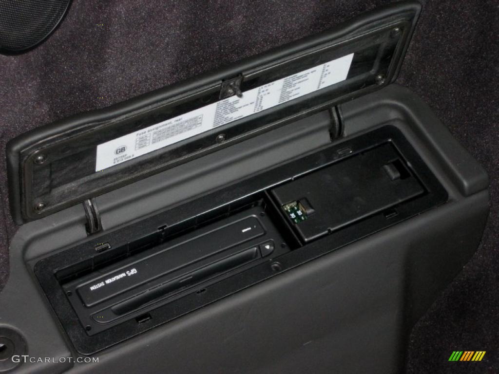 2002 BMW Z8 Roadster Controls Photo #49681770